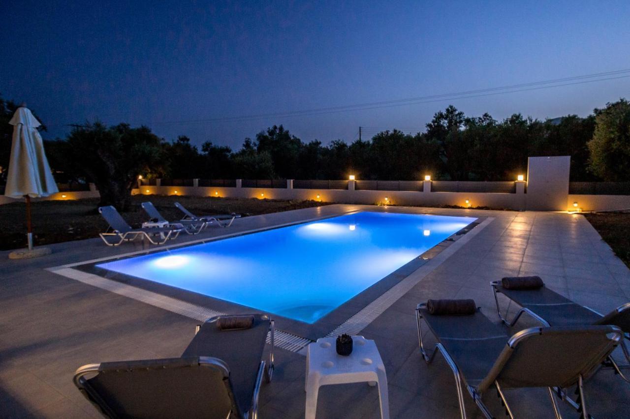 Villa Boviana With Private Swimming Pool Agios Sostis  Exterior foto